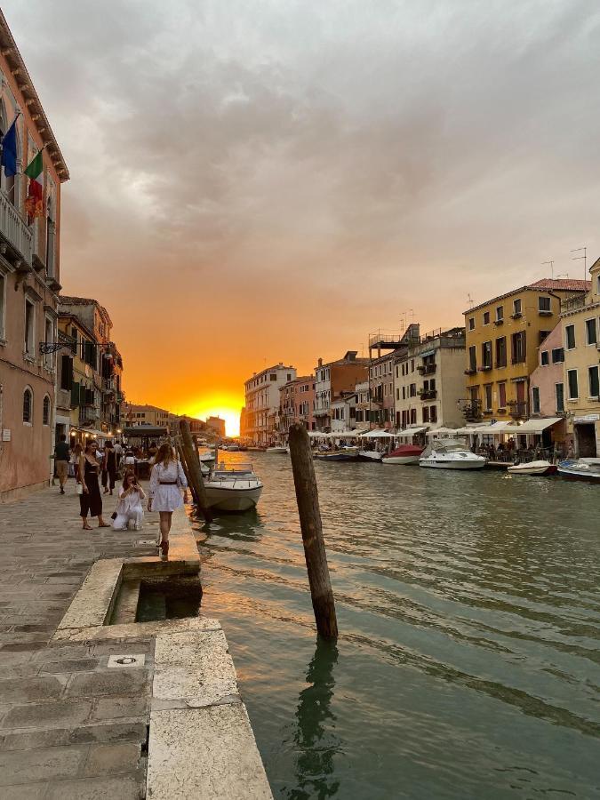 Casa Virginia Direct At The Canal Cannaregio With Own Roof Terrace Venezia Esterno foto