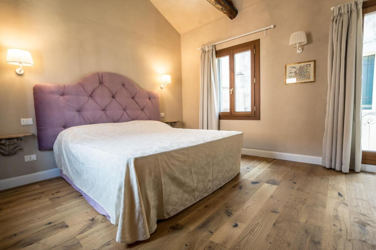 Casa Virginia Direct At The Canal Cannaregio With Own Roof Terrace Venezia Esterno foto